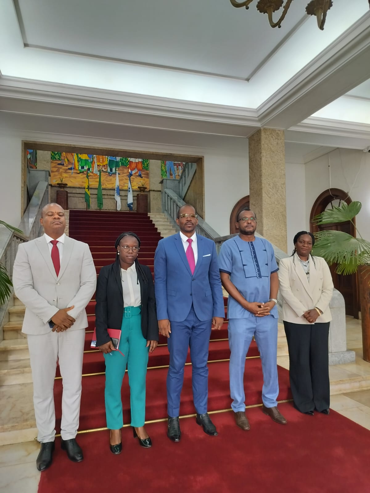  Encontro de cortesia com o Presidente da República para apresentação dos novos Juízes Conselheiros do Tribunal Constitucional de São Tomé e Principe.