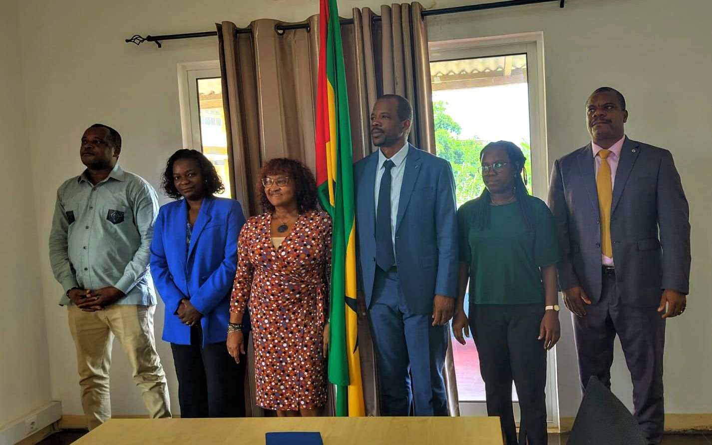  Tribunal Constitucional e Embaixada de Cabo Verde Reforçam Laços Institucionais.