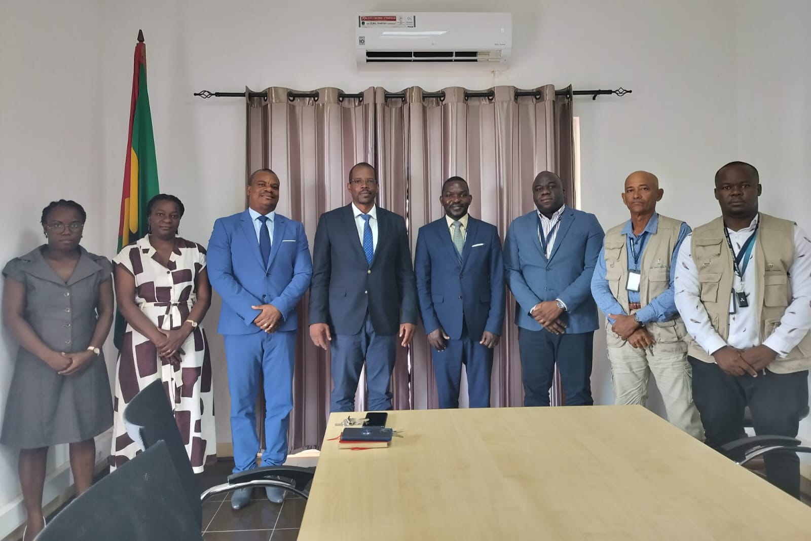 Tribunal Constitucional  recebe a Delegação da Comissão Eleitoral de São Tomé e Principe.